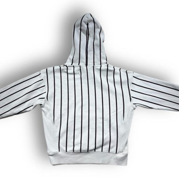 Stripes Women's Champion Reverse Weave Cropped Hoodie Size M 20x22 - Picture 3 of 8